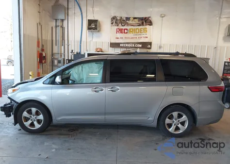 2017 Toyota Sienna Le 8 Passenger from USA, damaged, VIN 5TDKZ3DC0HS856427